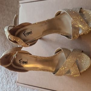 Gold glitter sparkle heels